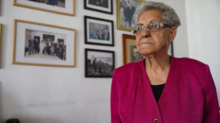 Filistin'de tarihe tanıklık eden 90 yaşında bir eğitim gönüllüsü: Mahira öğretmen