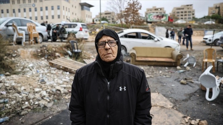 Filistinli kadın 70 yıldır yaşadığı evini İsrail'e vermemek için ölümü göze aldı