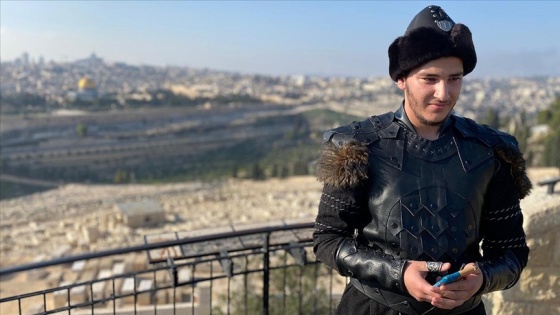 Filistinli sanatçı Diriliş Ertuğrul dizi müziğini Kudüs için hazırladığı ezgiye uyarladı