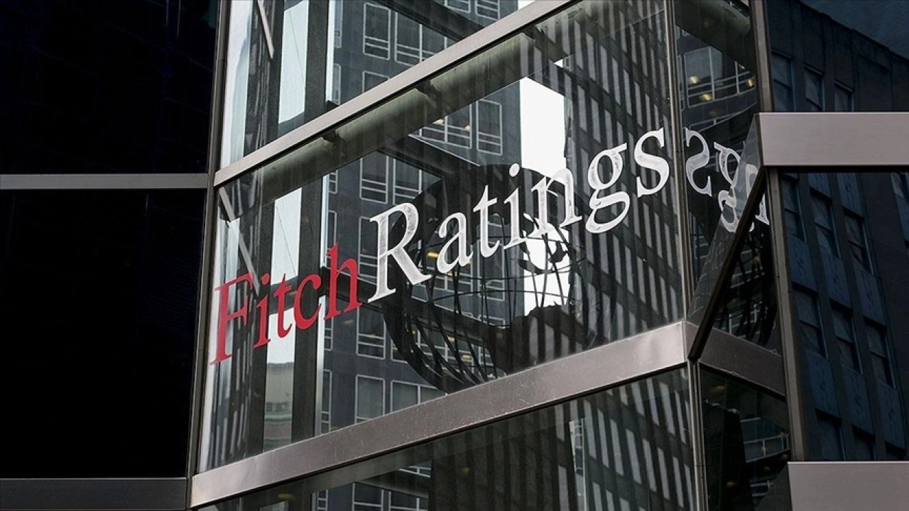 Fitch: ABD-Çin tarifelerindeki gevşeme ticaretin normalleştiğine işaret etmiyor