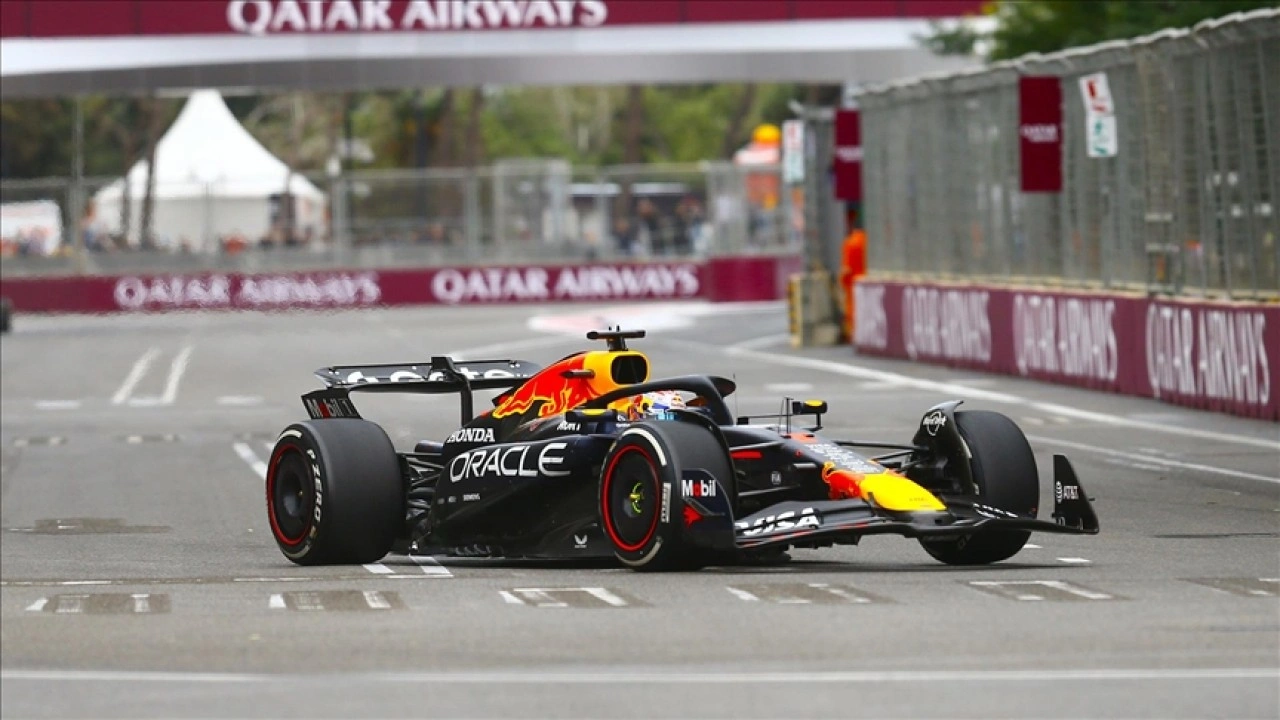 Formula 1'de Azerbaycan Grand Prix'sini Max Verstappen kazandı