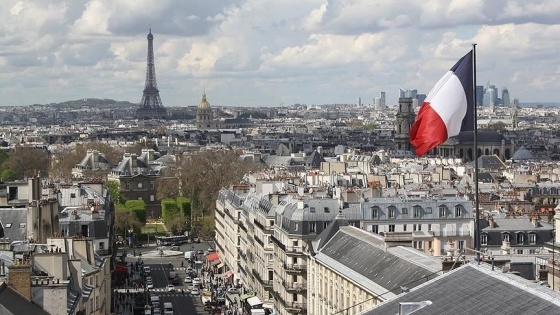 Fransa'da 'ayrılıkçı' yasa tasarısı Ulusal Meclis'te onaylandı