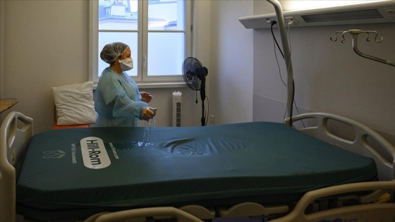 Fransa'da personel eksikliği nedeniyle hastanelerde yatakların en az yüzde 20'si kaldırıld
