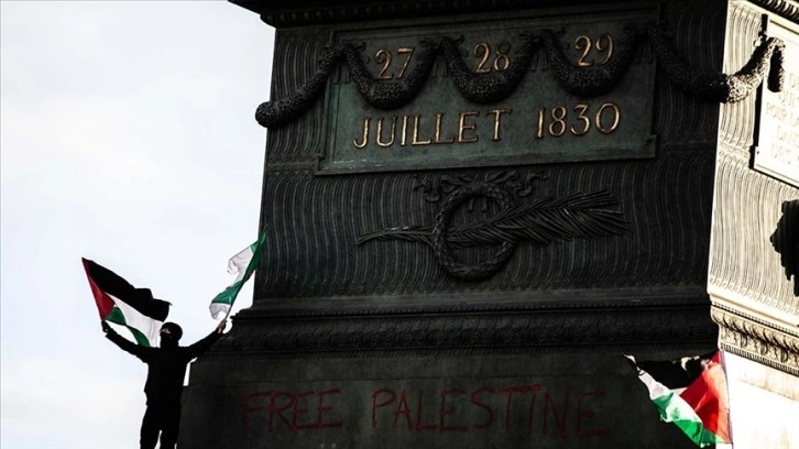 Fransa'da Filistin'e destek eylemleri yasaklanırken antisemitizme karşı gösteri çağrısı