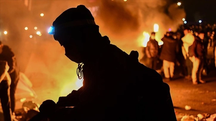Fransa'da göçmen kampında yangın çıktı
