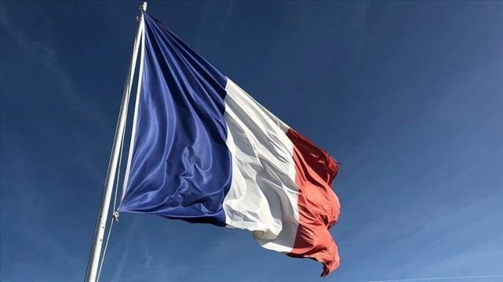 Fransa'dan Rusya'ya 'Ukrayna'ya desteğini sürdüreceği' mesajı