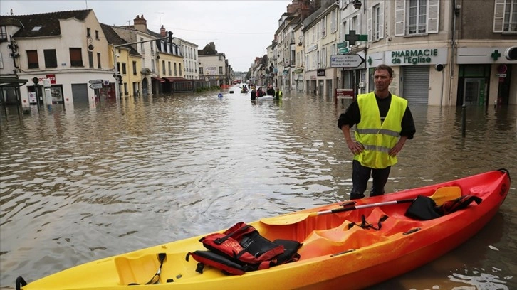 Fransa'nın Pas-de-Calais vilayetinde su baskınları nedeniyle 