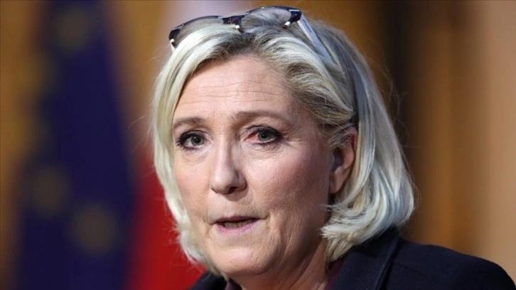 Fransız cumhurbaşkanı adayı Le Pen, AB parasını zimmetine geçirmekle suçlanıyor