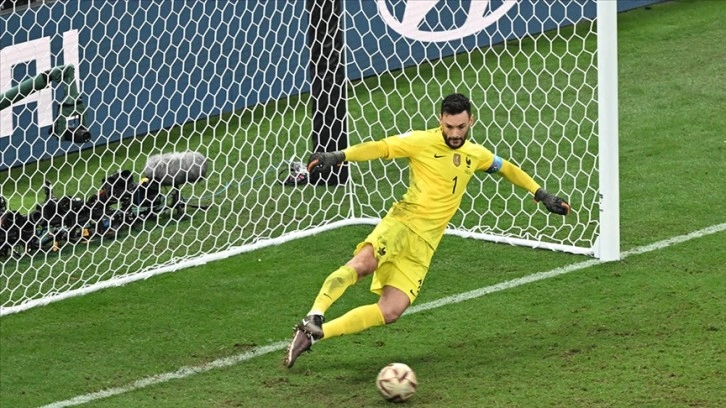 Fransız kaleci Lloris milli takımı bıraktı