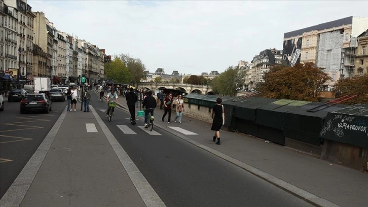 Fransızlar, hükümetin Paris Olimpiyat Oyunları'ndaki başörtüsü yasağını anlamsız buluyor