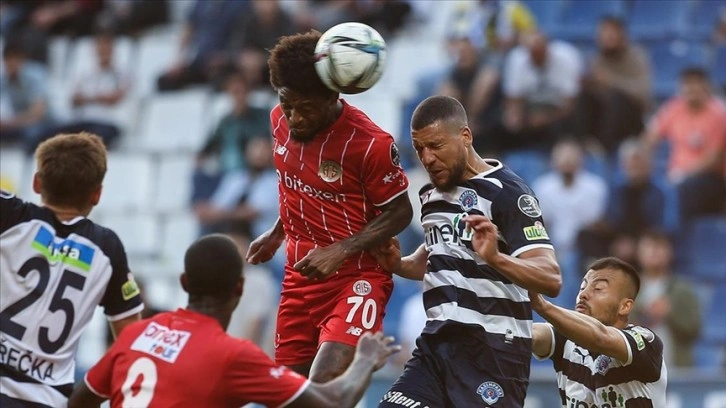 Fraport TAV Antalyaspor, Kasımpaşa'yı 4-2 mağlup etti