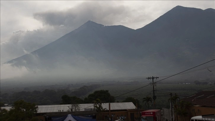 Fuego Yanardağı'nın faaliyete geçtiği Guatemala’da 1054 kişi tahliye edildi