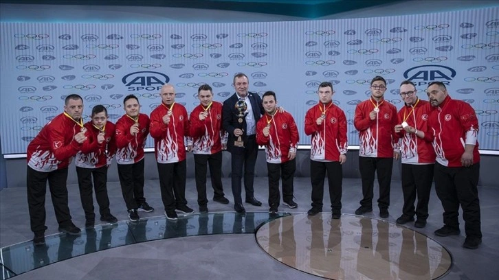 Futsalda dünya üçüncüsü 'özel sporcular' başarının gururunu yaşıyor