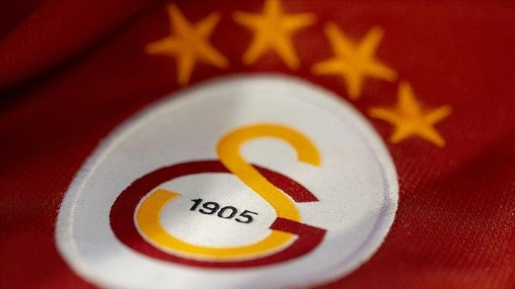 Galatasaray 5 futbolcu ile sözleşme uzattı