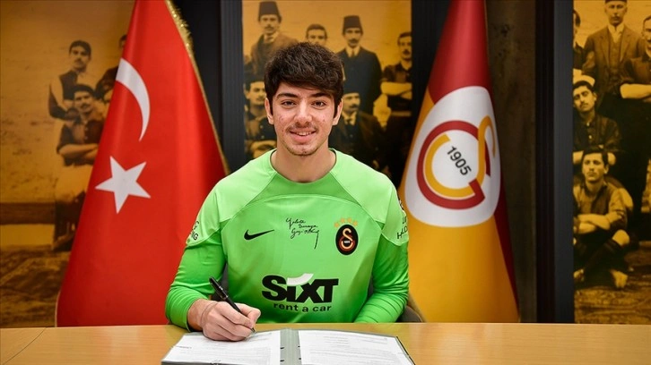 Galatasaray, genç kaleci Jankat Yılmaz'ın sözleşmesini 2025'e kadar uzattı