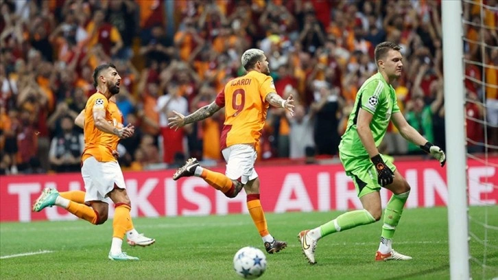 Galatasaray, konuk ettiği Molde karşısında ilk yarıyı önde tamamladı