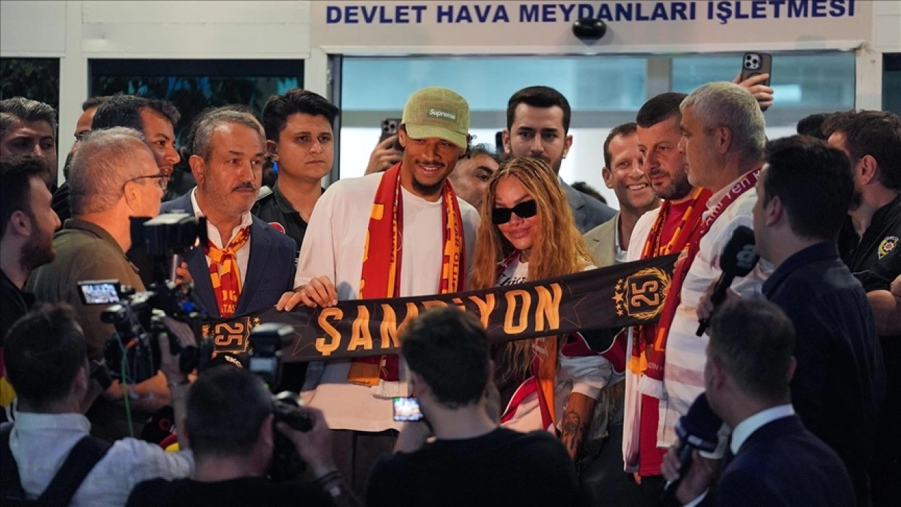 Galatasaray, Leroy Sane ile İstanbul'da görüşecek