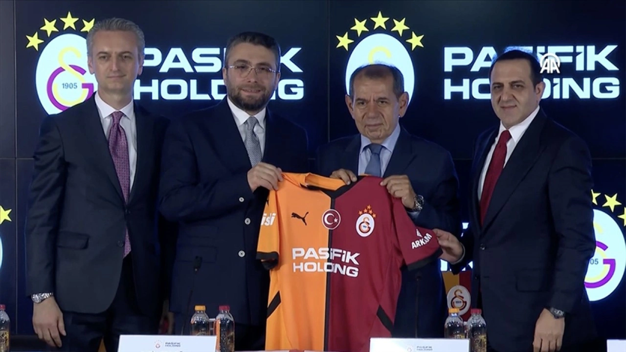 Galatasaray, Pasifik Holding ile sponsorluk anlaşması imzaladı