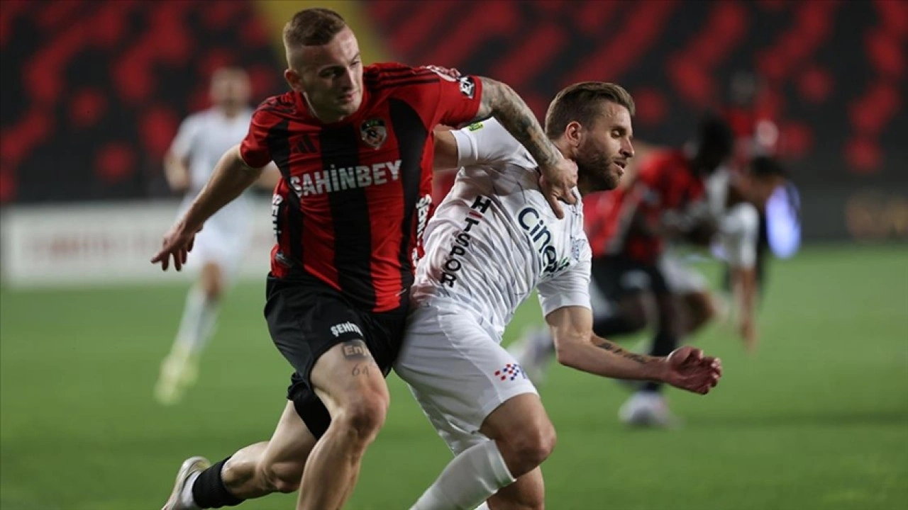 Gaziantep FK ile Kasımpaşa 2-2 berabere kaldı