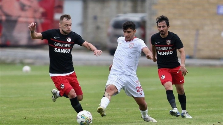 Gaziantep FK'de hazırlık maçlarında ortaya konulan performans yüzleri güldürdü