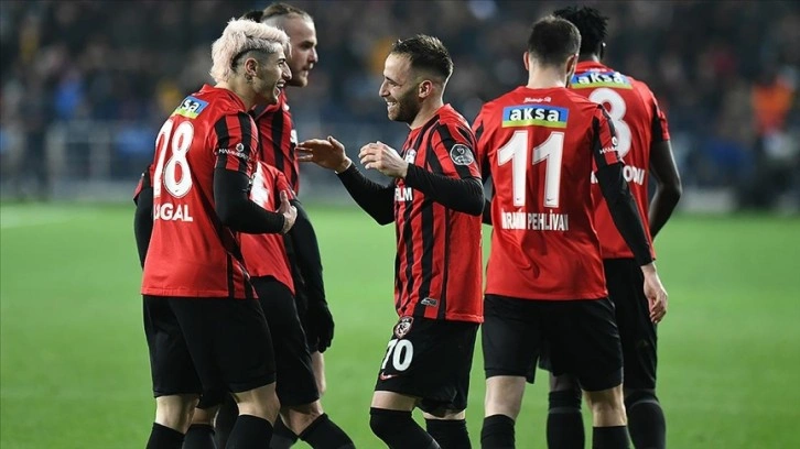 Gaziantep FK'nin ligde galibiyet hasreti 9 maça yükseldi