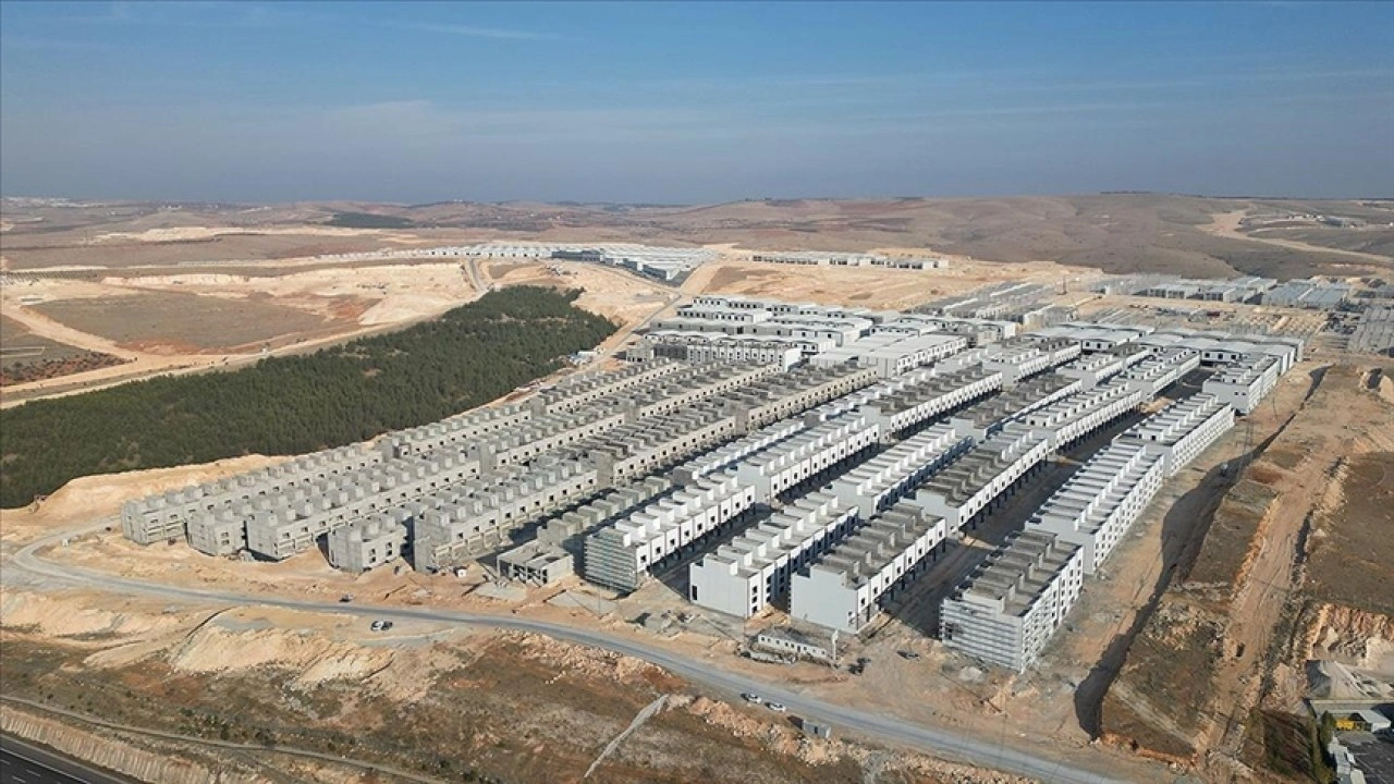 Gaziantep'te 150 bin kişiye istihdam sağlayacak BÜSEM'in yapımı sürüyor