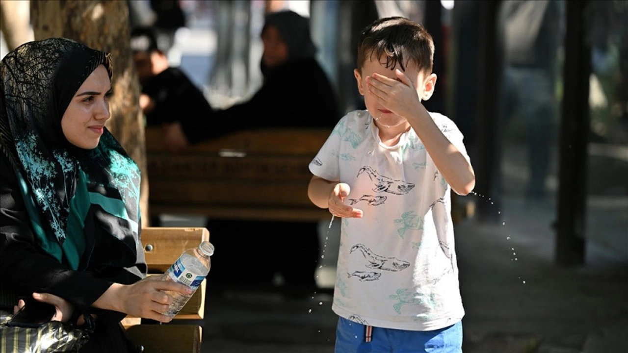 Gaziantep ve çevre illerde sıcak hava etkisini sürdürüyor