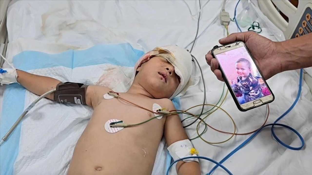 Gazze'de yiyecek almaya giden 3 kardeşten ikisi hayatını kaybetti diğeri yaşam mücadelesi veriy