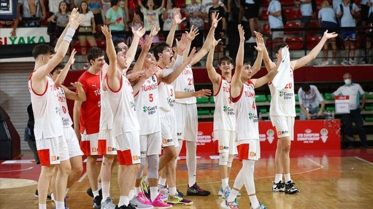 Genç basketbolcular Dünya Şampiyonası vizesini aldı