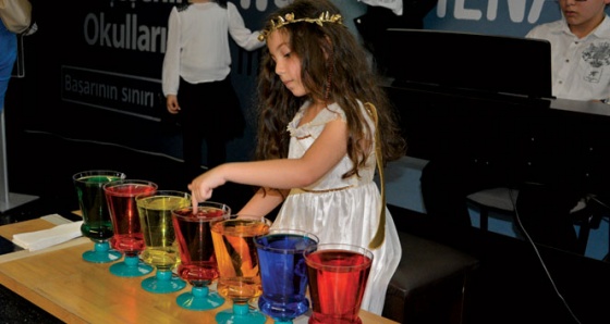 Genç dehalar STEM Bienali'nde buluştu