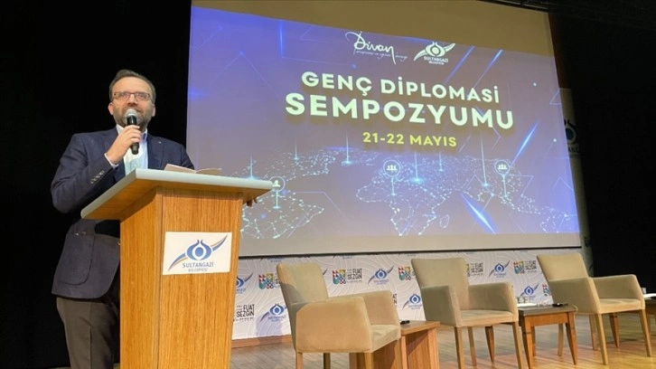 'Genç Diplomasi Sempozyumu' İstanbul'da başladı