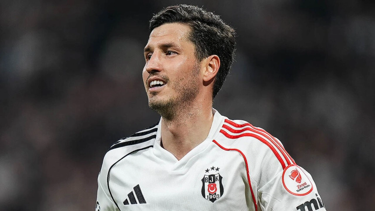 Gen&ccedil;lerbirliği, Salih U&ccedil;an ile 2 yıllık s&ouml;zleşme imzaladı
