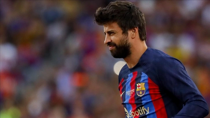 Gerard Pique cumartesi son maçına çıkarak futbolu bırakacağını açıkladı