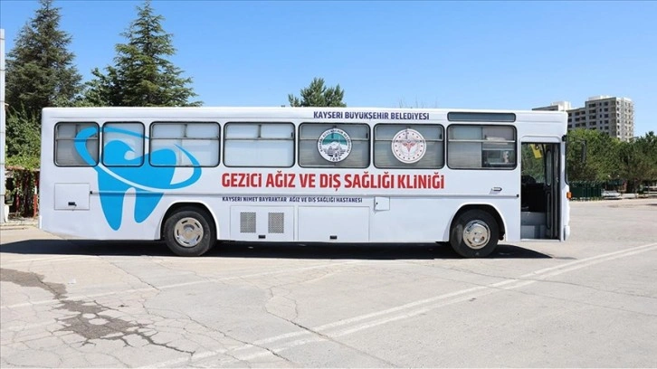 Gezici Ağız ve Diş Sağlığı Kliniği, Hatay'da 15 bin 300 depremzedeye hizmet verdi