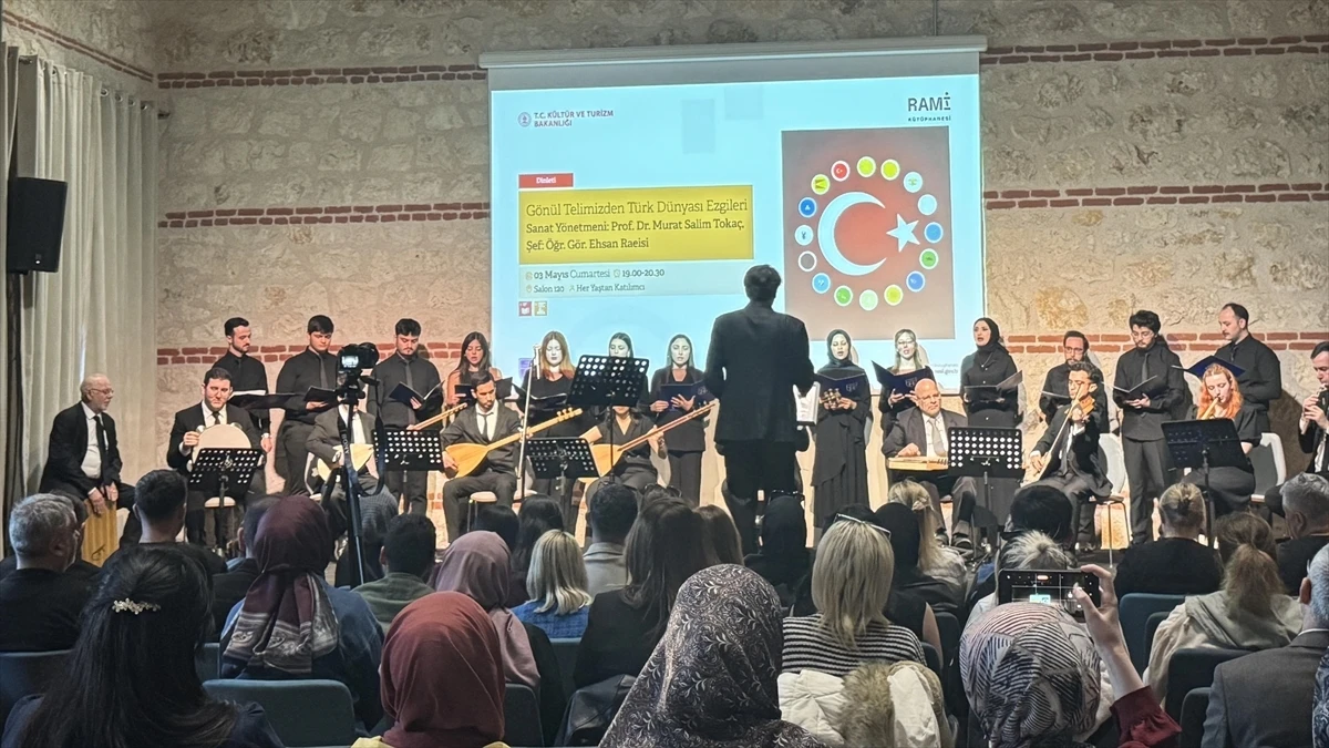 'Gönül Telimizden Türk Dünyası Ezgileri' konseri müzikseverlerle buluştu