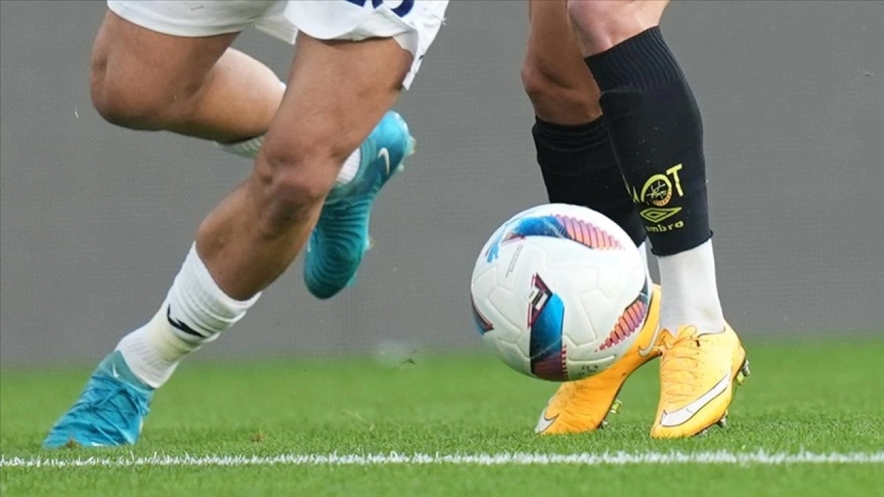 Göztepe, Süper Lig'de yarın Adana Demirspor'a konuk olacak