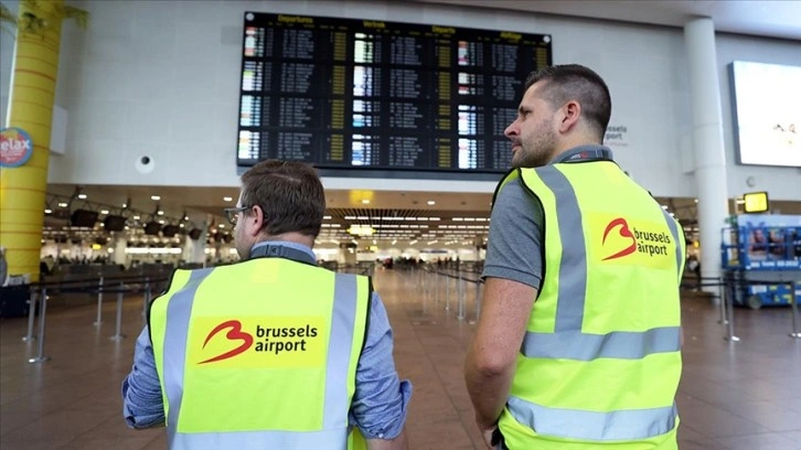 Grev nedeniyle Brüksel Havalimanı'ndan uçuş yapılmıyor