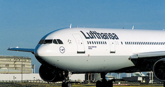 Grevler Lufthansa'yı fena sarstı
