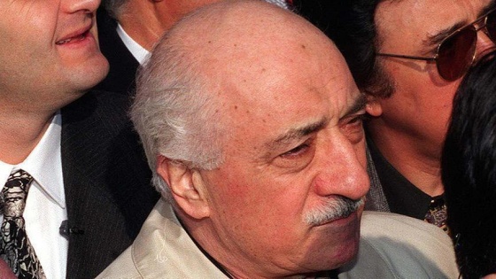 Gülen'in avukatları yurt dışına kaçtı