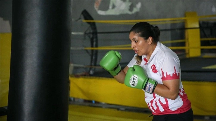 Gülizar Kara, dövüş sporları kariyerini olimpiyat madalyasıyla taçlandırmak istiyor