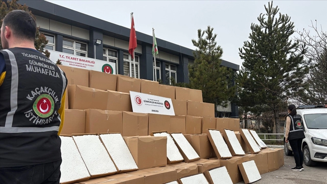 Gümrük Muhafaza ekipleri 'dumansız Türkiye' hedefiyle sigara kaçakçılığına geçit vermedi