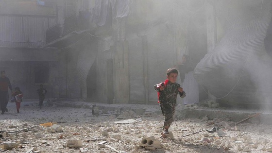 Halep yoğun bombardıman altında