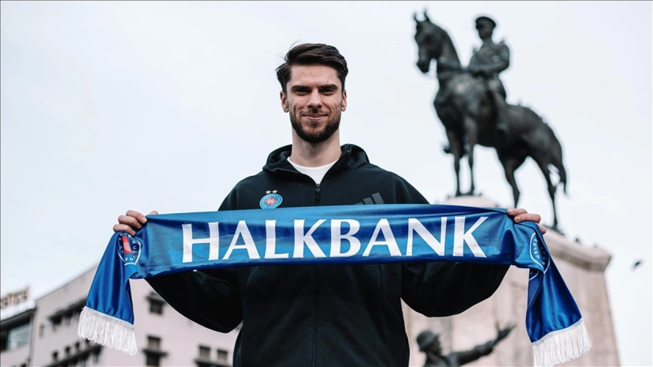 Halkbank Voleybol Takımı, Aleksander Sliwka'yı kadrosuna kattı