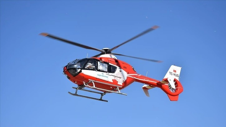 Hava ambulansları arife gününden itibaren 126 acil vaka için havalandı