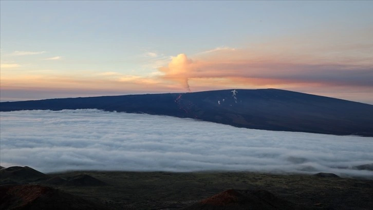 Hawaii'deki Mauna Loa Yanardağı ana otoyol için tehlike oluşturmuyor