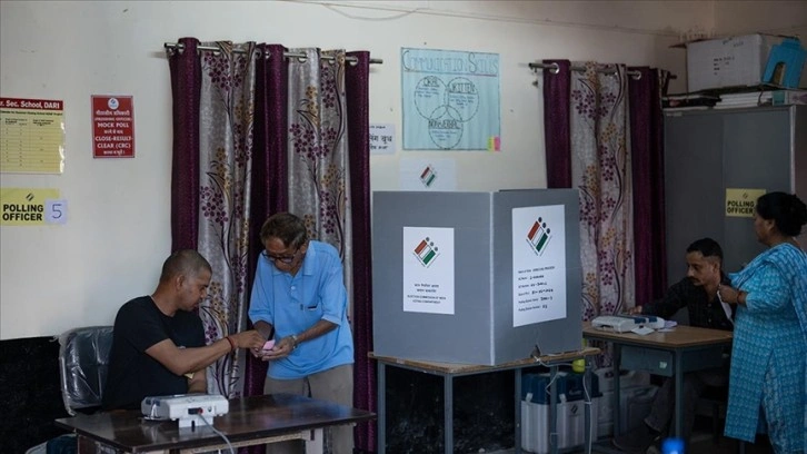 Hindistan'da 19 Nisan'da başlayan 7 aşamalı genel seçimler sona erdi