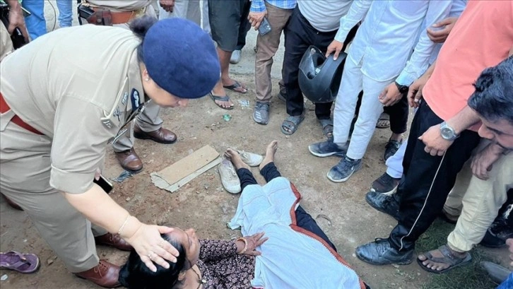 Hindistan'da ayin sırasında çıkan izdihamda ölenlerin sayısı 121'e yükseldi