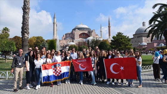 Hırvatistan'daki genç Türkçe sevdalıları faaliyetleriyle iki ülke ilişkilerine katkı sağlıyor