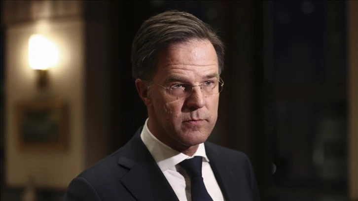 Hollanda'da istifa eden hükümetin Başbakanı Rutte, aktif siyaseti bırakacağını açıkladı