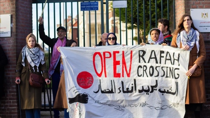 Hollanda’da, Refah Sınır Kapısı'nın açılması talebiyle gösteri düzenlendi